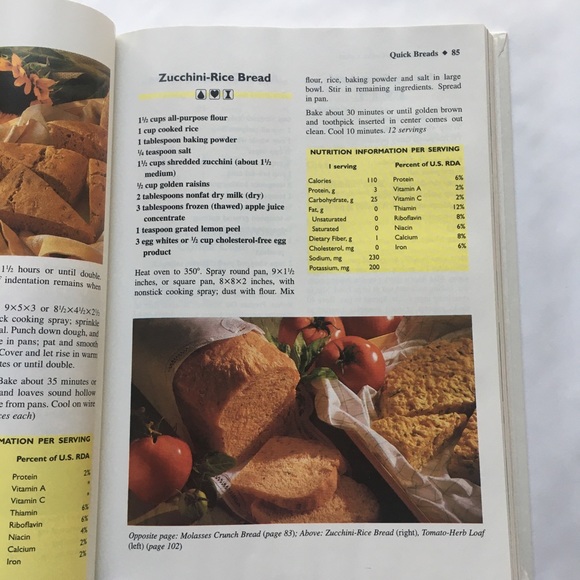 Betty Crocker's New Choices Cookbook Hardcover 1993 Vintage - Picture 3 of 4